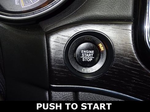 Used 2021 Jeep Grand Cherokee Summit image 9