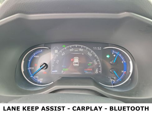 Used 2025 Toyota RAV4 XLE image 24