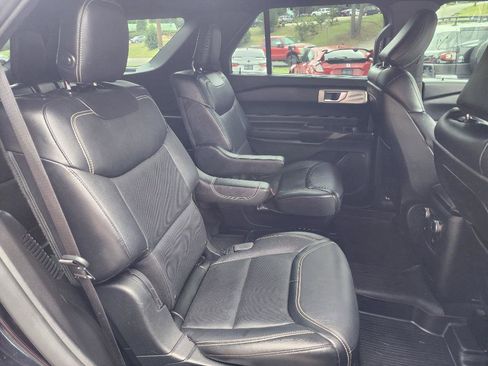 Used 2020 Ford Explorer ST w/ Premium Technology Package AWD/4WD image 8