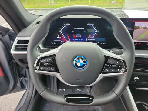 Used 2025 BMW i4 eDrive40 RWD image 27
