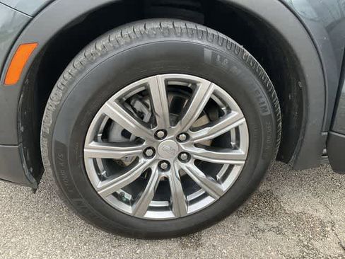 Used 2021 Cadillac XT4 Premium Luxury w/ Driver Awareness Package FWD image 11