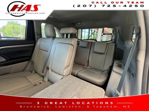 Used 2019 Toyota Highlander Limited AWD/4WD image 14