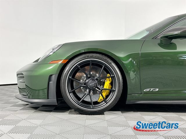 Used 2025 Porsche 911 GT3 RWD image 40