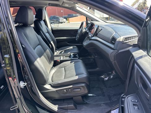 Used 2023 Honda Odyssey EX-L image 14