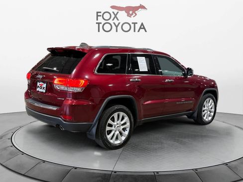 Used 2017 Jeep Grand Cherokee Limited image 6