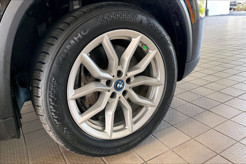 Used 2022 BMW X5 xDrive45e AWD/4WD image 35