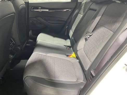New 2026 Kia Seltos S AWD/4WD image 12