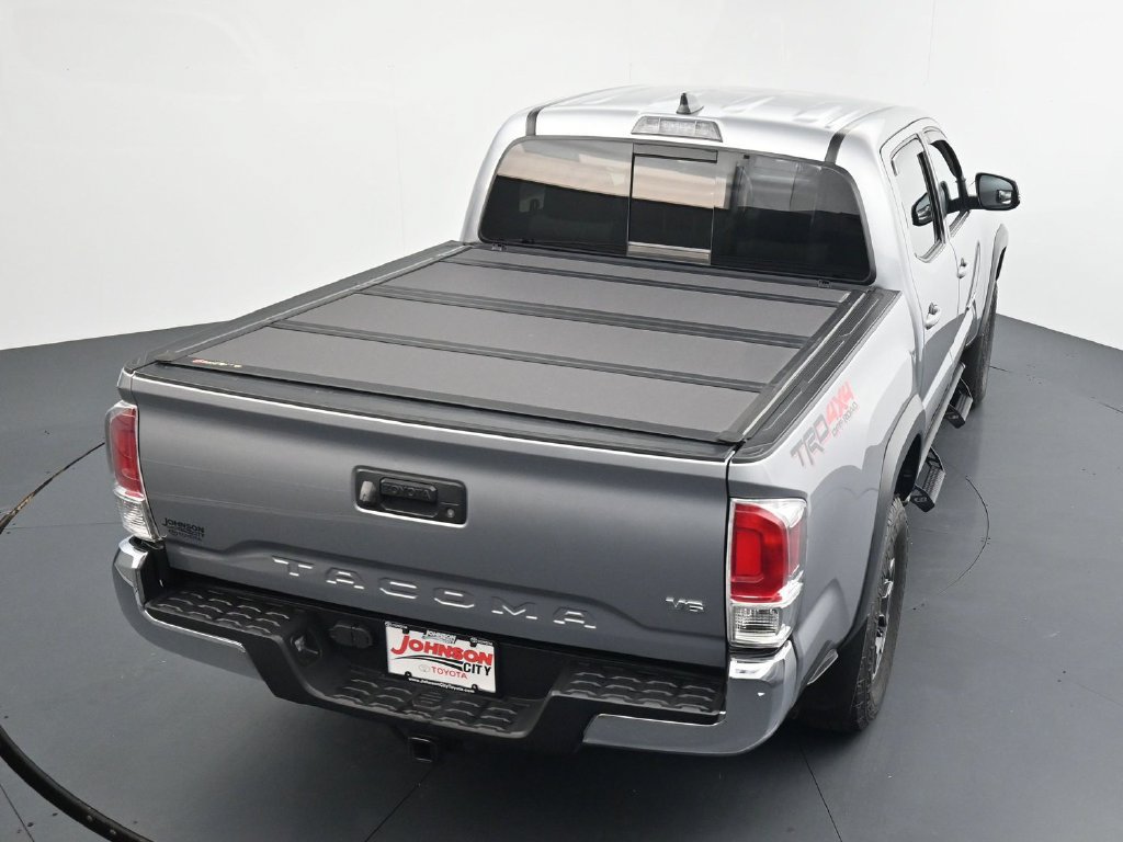 Used 2021 Toyota Tacoma TRD Off-Road AWD/4WD image 32