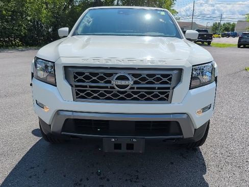 Used 2022 Nissan Frontier SV AWD/4WD image 9