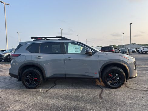 New 2026 Nissan Rogue SV w/ Rock Creek Premium Package AWD/4WD image 4