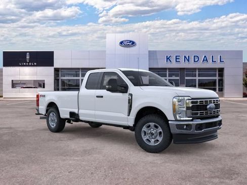 New 2026 Ford F350 XLT w/ FX4 Off-Road Package AWD/4WD image 7