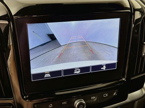 Used 2023 Chevrolet Traverse LT w/ LPO, Floor Liner Package AWD/4WD image 6
