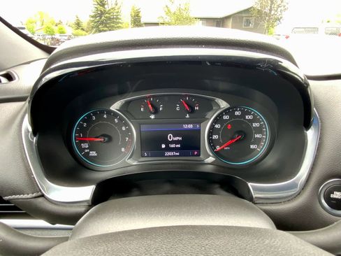 Used 2023 Chevrolet Traverse LT w/ Rear Camera Mirror Package AWD/4WD image 42