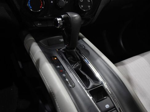 Used 2018 Honda HR-V LX image 22