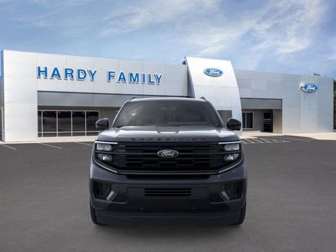 New 2025 Ford Expedition Max Platinum w/ Stealth Appearance Package image 6