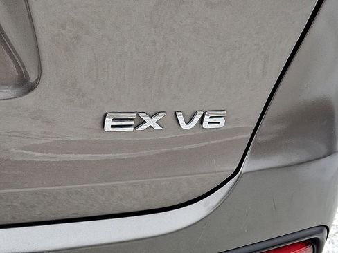 Used 2016 Kia Sorento EX image 30