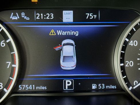 Used 2022 Nissan Maxima SV w/ Floor Mat Group FWD image 15