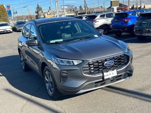 Used 2025 Ford Escape ST-Line image 6