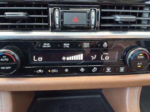 Certified 2023 Nissan Pathfinder Platinum w/ Lighting Package (N93) AWD/4WD image 30