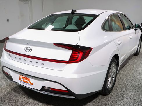 Used 2021 Hyundai Sonata SE FWD image 7