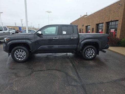 New 2026 Toyota Tacoma Limited AWD/4WD image 4