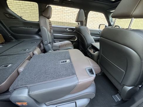 New 2026 Nissan Armada Platinum AWD/4WD image 30