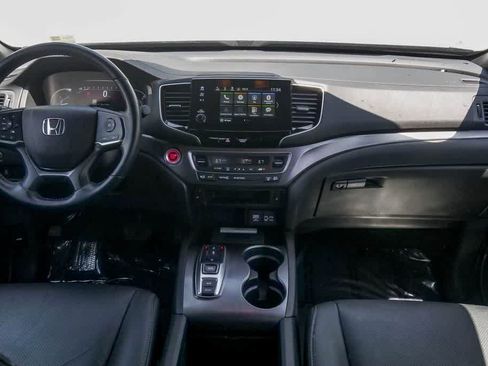 Used 2023 Honda Passport EX-L image 10
