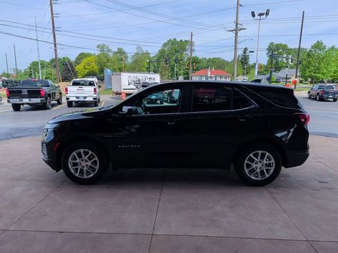 Used 2024 Chevrolet Equinox LT w/ LPO, Cargo Package FWD image 4