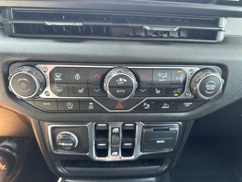 New 2025 Jeep Wrangler Sport S image 67