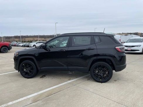 New 2026 Jeep Compass Latitude AWD/4WD image 2