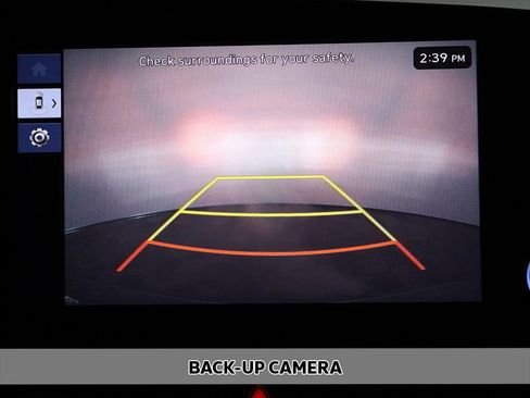 Used 2025 Hyundai Elantra Blue image 5