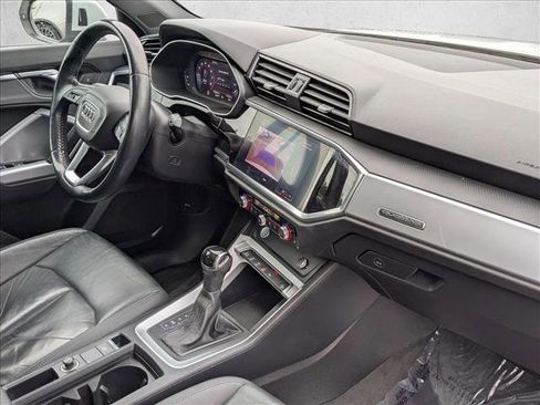 Used 2020 Audi Q3 2.0T Premium w/ Convenience Package image 21