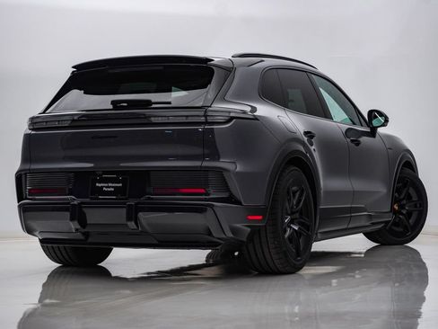New 2026 Porsche Cayenne Electric AWD/4WD image 11