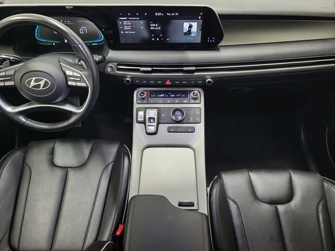 Used 2025 Hyundai Palisade SEL FWD image 16
