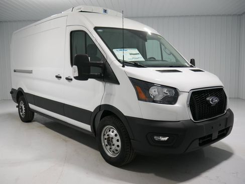 New 2025 Ford Transit 250 w/ Interior Upgrade Package image 4