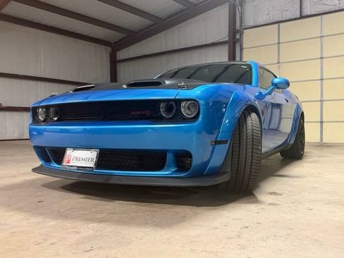 Used 2023 Dodge Challenger SRT Hellcat RWD image 3