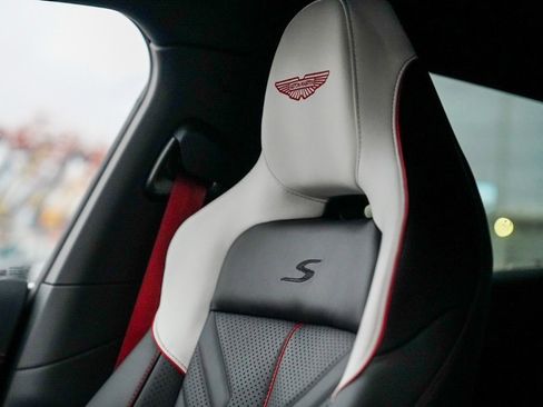 New 2026 Aston Martin DBX S image 7