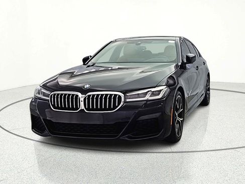 Used 2021 BMW 530i xDrive w/ M Sport Package image 2