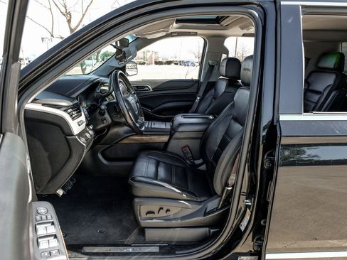 Used 2020 GMC Yukon Denali w/ Denali Ultimate Package image 4