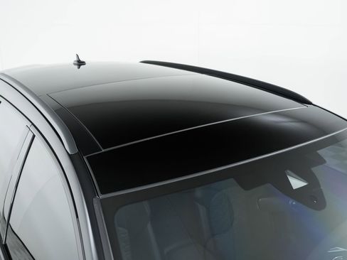 Used 2024 Audi RS 6 performance w/ Matte Carbon Package image 45