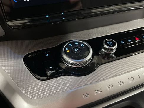 New 2025 Ford Expedition Active AWD/4WD image 26