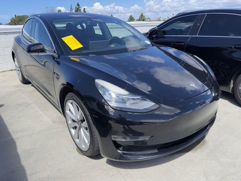 Used 2018 Tesla Model 3 Long Range RWD image 3