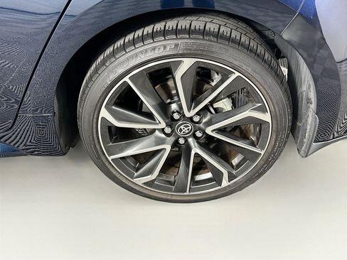 Used 2022 Toyota Corolla XSE image 11