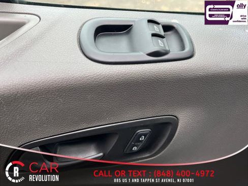 Used 2021 Ford Transit 250 148 High Roof Extended image 31