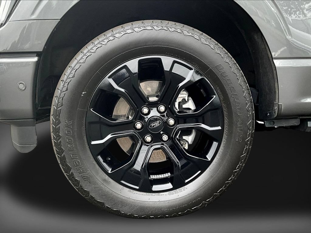 Used 2022 Ford F150 Platinum w/ Equipment Group 701A High AWD/4WD image 37