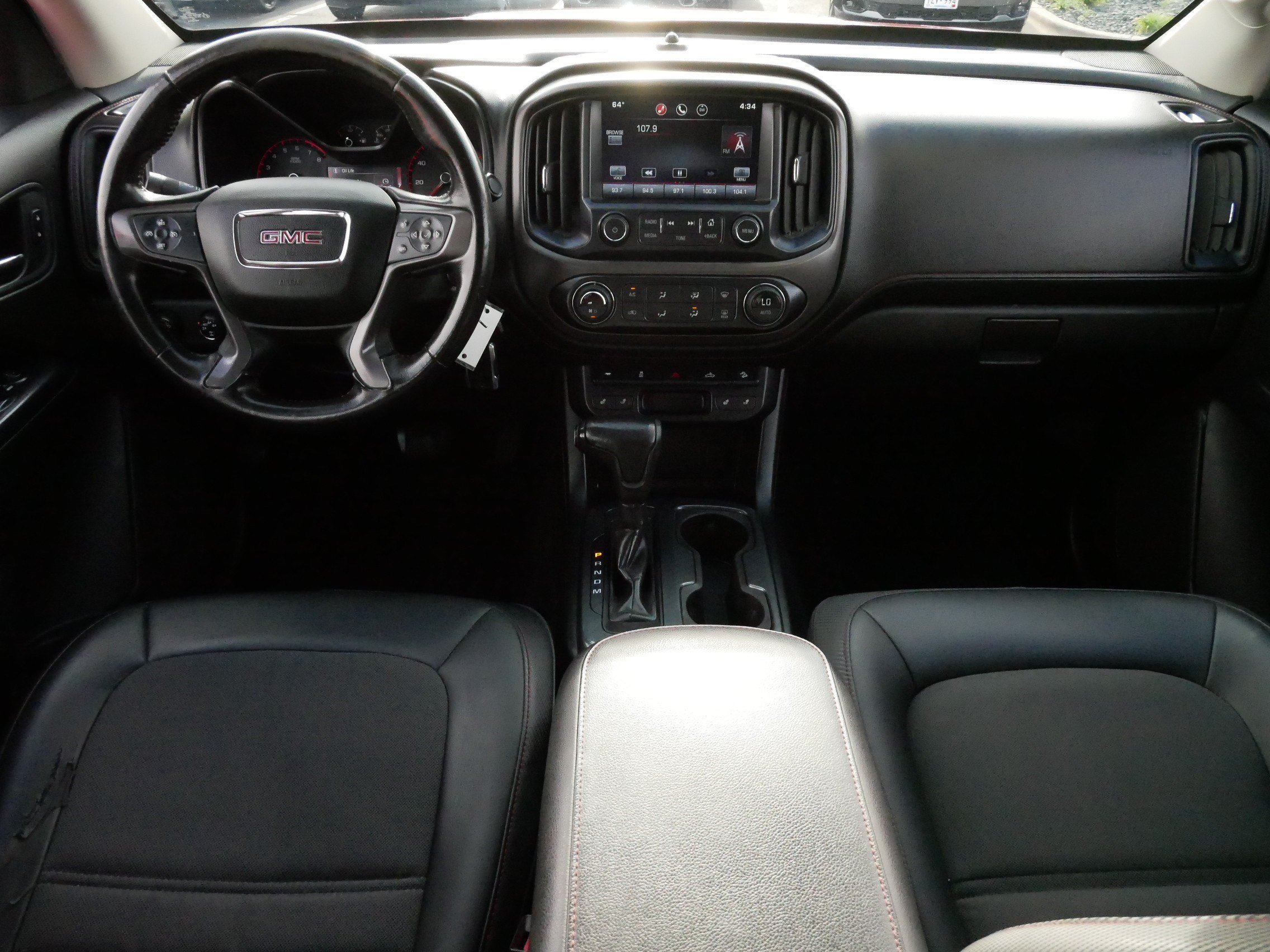 Used 2015 GMC Canyon SLE w/ All-Terrain Package AWD/4WD image 10