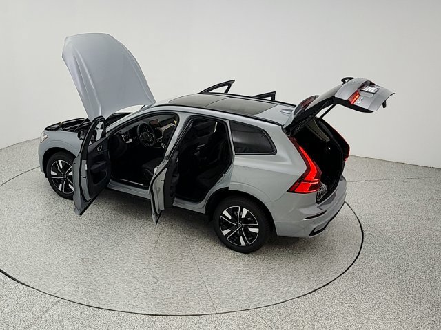 New 2027 Volvo XC60 B5 Core AWD/4WD image 42