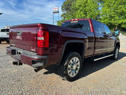 Used 2016 GMC Sierra 2500 SLT w/ All-Terrain HD Package AWD/4WD image 10