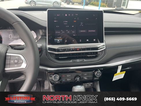 New 2026 Jeep Compass Latitude AWD/4WD image 8