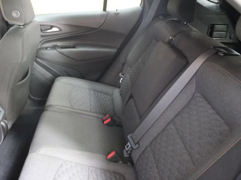 Used 2021 Chevrolet Equinox LT FWD image 9
